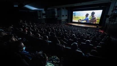 ഡെലിഗേറ്റുകള്‍ 'കളറാ'ക്കിയ മേള; കൊടിയിറങ്ങുമ്പോള്‍ ഐഎഫ്എഫ്‍‍കെ ബാക്കിവെക്കുന്നത്