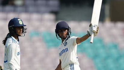 IND(W) vs ENG(W): Fans applaud 'star in making' as Shubha Satheesh smashes 3rd fastest half-century on debut