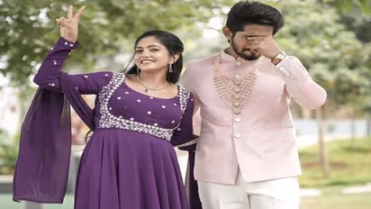 ಅಯ್ಯೋ ಗೀತಾ ಬಿಟ್ಟು ಬೇರೆ ಹುಡುಗಿ ಜೊತೆ ನಿಶ್ಚಿತಾರ್ಥ ಮಾಡ್ಕೊಂಡ ದನುಷ್ ಗೌಡ, ರೂಮರ್ಸ್‌ಗೆ ಬಿತ್ತು ತೆರೆ!