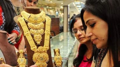 Gold Silver Price Today: ದೇಶದ ಪ್ರಮುಖ ನಗರಗಳಲ್ಲಿಂದು ಚಿನ್ನ, ಬೆಳ್ಳಿ ದರ ಹೇಗಿದೆ ನೋಡಿ..
