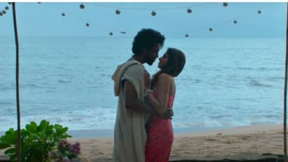 కిస్సులు వర్కౌట్ అయ్యాయి.. సుమ కొడుకు సినిమా బబుల్ గమ్ ట్రైలర్ ట్రెండింగ్