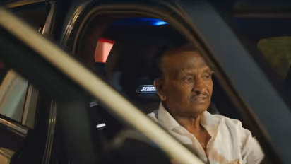 1 ಲೀ.ಪೆಟ್ರೋಲ್‌ಗೆ 62 ಕಿ.ಮೀ ಮೈಲೇಜ್, ದುಬಾರಿ BMW ಕಾರು ಖರೀದಿಸಿದ MTB ನಾಗರಾಜ್!