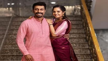 ಮಾವನ ಭೀಮ ರಥ ಶಾಂತಿ ಸಂಭ್ರಮದಲ್ಲಿ ಮಿಂಚಿದ ನಟ ರಿಷಿ ದಂಪತಿ