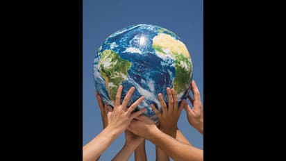 ಹೆಚ್ಚು ವರ್ಷ ಆರೋಗ್ಯವಾಗಿ ಬದುಕ್ಬೇಕಂದ್ರೆ ಬ್ಲೂ ಝೋನ್ ಡಯಟ್ಗೆ ಹೊರಳಿ