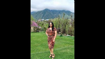 ಸದಾ ಸೀರೆಯಲ್ಲಿರುವ ರಾಮಚಾರಿ ತಾಯಿ; ಅಂಜಲಿ ಮಾಡರ್ನ್‌ ಲುಕ್‌ಗೆ ನೆಟ್ಟಿಗರು ಶಾಕ್!