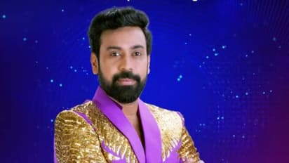 హీరోగా ఆట సందీప్... ఆ పోస్టర్ పై రాసుకున్న అవార్డు చూసి ట్రోల్స్!