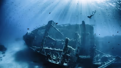 150 വർഷം മുമ്പ് മുങ്ങിയ കപ്പലിൽ 66 കോടിയുടെ സ്വർണ്ണം; എസ്എസ് പസഫിക് മുങ്ങിതപ്പാന് അനുമതി തേടി നിധി വേട്ടക്കാർ