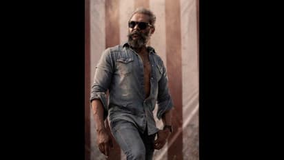 ಕೆಜಿಎಫ್‌ ಯಶ್ ಆದ್ಮೇಲೆ ಬಾಲಿವುಡ್ ವರುಣ್ ಧವನ್‌ ಜೊತೆ ಅವಿನಾಶ್; ಹಾರಿಬಿಟ್ರಾ ಸರ್ ಎಂದ ನೆಟ್ಟಿಗರು! 