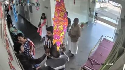 മകനും ഭാര്യയുമായി കോട്ടയത്തെ ആശുപത്രിയിൽ; പീഡിയാട്രിഷ്യൻ ഇല്ലെന്ന് പറഞ്ഞ് ഡോക്ടറെ കയ്യേറ്റം ചെയ്തു, അറസ്റ്റ്