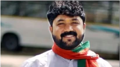 യുവമോര്ച്ച നേതാവ് റെയില്വെ ട്രാക്കില് മരിച്ച നിലയില്