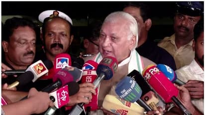 Kerala HC grants bail to 7 SFI activists who waved black flags at Governor in Thiruvananthapuram