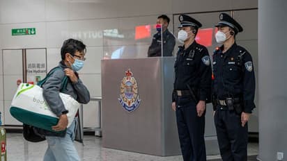 'സബാഷ്...'; കടം വാങ്ങിയ പണം തിരികെ നൽകാൻ രണ്ട് മാസത്തിന് ശേഷം പോലീസിനെ തേടിയെത്തി യുവാവ് !