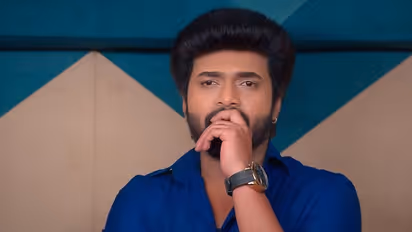 ரெசார்ட்டில் நடக்கும் ரொமான்ஸ்..!கார்த்திக், தீபாவை கலாய்த்த மீனாட்சி - கார்த்திகை தீபம் சீரியல் அப்டேட்!