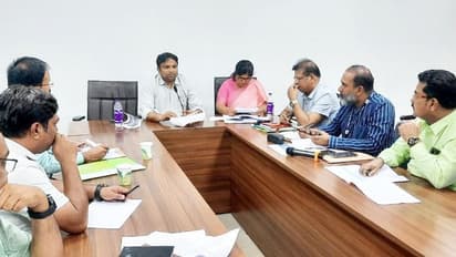 ಕೋವಿಡ್ ನಿಯಂತ್ರಣಕ್ಕೆ ಅಗತ್ಯ ಮುನ್ನೆಚ್ಚರಿಕೆ ಕ್ರಮ ಕೈಗೊಳ್ಳಿ : ಮೈಸೂರು ಡಿಸಿ ಸೂಚನೆ