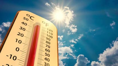 വോട്ടെടുപ്പിനിടെ കുഴഞ്ഞുവീണ് മരണങ്ങളുണ്ടായത് ചൂട് മൂലമോ? പാലക്കാട്ടുകാര്‍ ജാഗ്രതയില്‍...