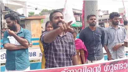 ചാലക്കുടിയിലെ ഭീഷണി പ്രസംഗം; എസ്എഫ്ഐ നേതാവ് ഹസ്സൻ മുബാറക്കിനെതിരെ കേസ്