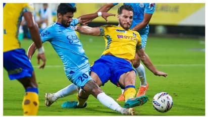 കൊച്ചിയില് ക്രിസ്മസ് വിരുന്ന്! മുംബൈ സിറ്റിയെ തകര്ത്ത് കേരള ബ്ലാസ്റ്റേഴ്സ്; ജയം രണ്ട് ഗോളുകള്ക്ക്