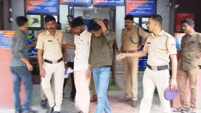 കുട്ടികളടങ്ങുന്ന മലയാളി സംഘം, ഇരുട്ടിയാലിറങ്ങും, തനിച്ച് പോകുന്നവരെ നോട്ടം; ആക്രമിച്ചും ലക്ഷ്യംകാണും, അറസ്റ്റ്