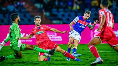 ಐಎಸ್ಎಲ್ ಫುಟ್ಬಾಲ್: ಮತ್ತೆ ಡ್ರಾಗೆ ತೃಪ್ತಿಪಟ್ಟ ಬೆಂಗಳೂರು ಎಫ್ಸಿ