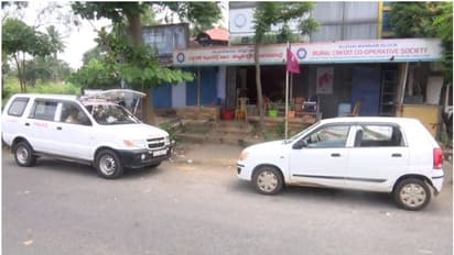 വെട്ടിയത് ബ്ലേഡ് മാഫിയ സംഘങ്ങളെന്ന് പരിക്കേറ്റ കോണ്ഗ്രസ് പ്രവര്ത്തകർ, അന്വേഷണം