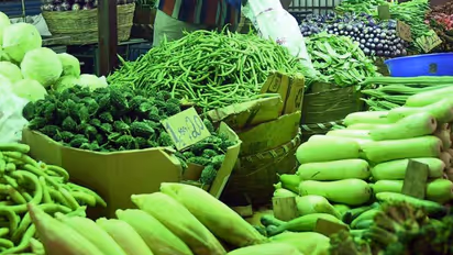 vegetables price : தக்காளி, வெங்காயம் விலை மீண்டும் அதிகரித்ததா.? கோயம்பேட்டில் காய்கறி விலை நிலவரம் என்ன.?