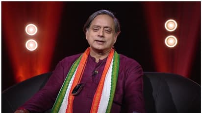 'തിരുവനന്തപുരത്ത് മോദി വന്ന് മത്സരിച്ചാലും എന്നെ തോൽപ്പിക്കാനാകില്ല'; ശശി തരൂ‍ർ