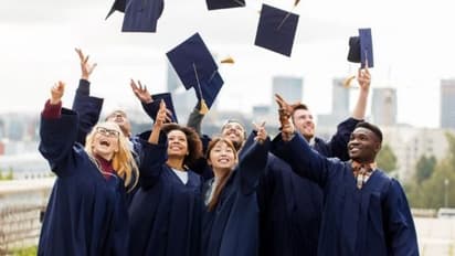 உலகின் சிறந்த 5 பல்கலைக்கழகங்களில் இலவசமாகப் படிக்கலாம்.. உதவித்தொகையும் கிடைக்கும்.!!