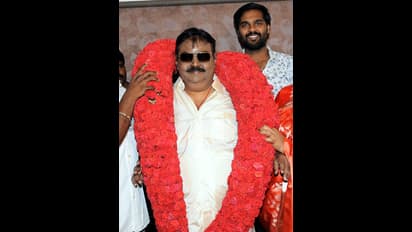 விஜயகாந்த் இறுதி சடங்கில் கலந்து கொள்ளும் ஆளுநர், முதல்வர்.?  வேறு முக்கிய தலைவர்கள் யார்.? யார்.?