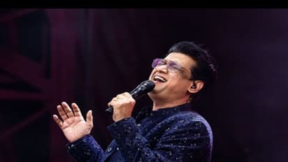 ಮುಳ್ಳಯ್ಯನಗಿರಿಗೆ ಹೈಕಿಂಗ್ ಮಾಡಿ ಸಂಭ್ರಮಿಸಿದ ಗಾಯಕ ವಿಜಯ್ ಪ್ರಕಾಶ್ ದಂಪತಿ