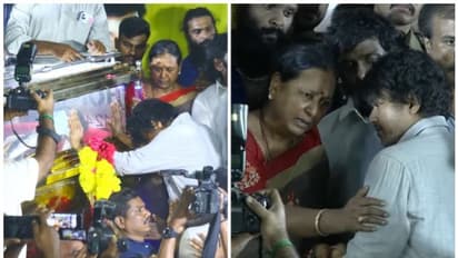 വിജയകാന്തിന് അന്ത്യാഞ്ജലി അര്പ്പിക്കാൻ ഡിഎംഡികെ പാർട്ടി ആസ്ഥാനത്തെത്തി വിജയ്