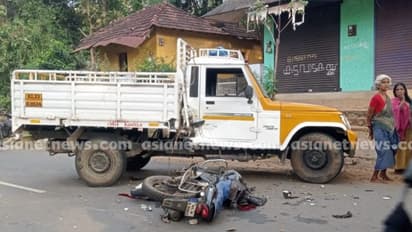 പാലക്കാട് പിക്കപ്പ് വാനും ബൈക്കും കൂട്ടിയിടിച്ച് അപകടം; ബൈക്ക് യാത്രികര്‍ മരിച്ചു