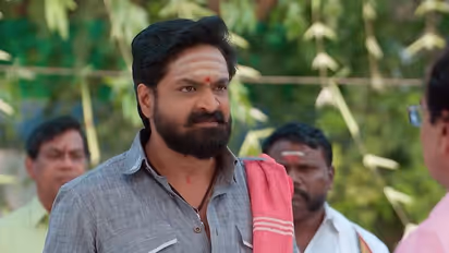 கத்தியுடன் கபடி போட்டியில் இறங்கிய ரவுடிகள்...  தப்பித்தாரா ஷண்முகம்? அண்ணா சீரியலில் எதிர்பாரா திருப்பம்