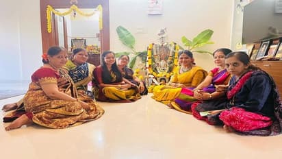 ಪಾರು ಖ್ಯಾತಿಯ ಮೋಕ್ಷಿತಾ ಪೈ ನಿವಾಸದಲ್ಲಿ ಸತ್ಯನಾರಾಯಣಸ್ವಾಮಿ ಪೂಜೆ