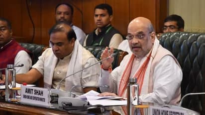 அமித்ஷா முன்னிலையில் அசாமின் ஐக்கிய விடுதலை முன்னணி பேச்சுக் குழு அமைதி ஒப்பந்தத்தில் கையெழுத்து..