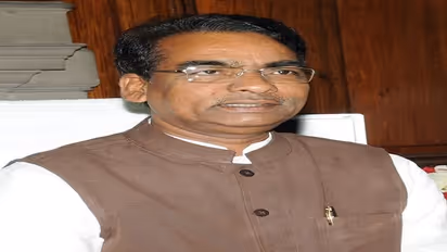 వై.ఎస్. షర్మిల పార్టీలో చేరిక ముహుర్తం ఎప్పుడో చెప్పేసిన కాంగ్రెస్ నేత