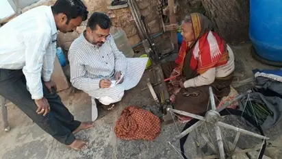 भीख मांगने वालों को बिजनेसमैन बना दिया चंद्र मिश्रा ने