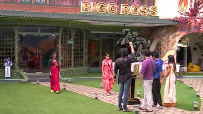 பிக்பாஸ் வீட்டில் இருந்து பணப்பெட்டி உடன் வெளியேறிய போட்டியாளர் இவரா? லீக்கான தகவல்... ஷாக் ஆன ரசிகர்கள்