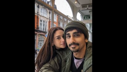 ಹೊಸ ವರ್ಷದ ದಿನ ತಮ್ಮ ಸಂಬಂಧವನ್ನು ದೃಢಪಡಿಸಿದ ಸಮಂತಾ ಮಾಜಿ ಬಾಯ್‌ಫ್ರೆಂಡ್‌ ನಟ ಸಿದ್ದಾರ್ಥ್-ಅದಿತಿ 