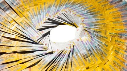 44 കോടി സ്വന്തമാക്കി മുനവര്; ഒരു മലയാളി അടക്കം മൂന്ന് ഇന്ത്യക്കാര്ക്ക് യുഎഇ ബിഗ് ടിക്കറ്റ് സമ്മാനം !