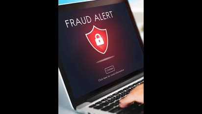 Digital dilemma: 15-year-old Bengaluru student faces Rs 1.4 lakh loss through mother's phone; here's how