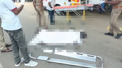 மதுரையில் தனியார் கல்லூரி வாசலில் தீக்குளித்த வாலிபர் துடிதுடித்து பலி; போலீஸ் விசாரணை