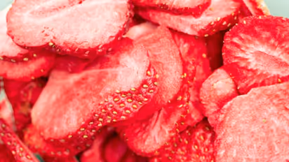 ഡ്രൈഡ് സ്ട്രോബെറി കഴിക്കുന്നത് കൊണ്ടുള്ള ഗുണങ്ങള്‍ അറിയാമോ? 