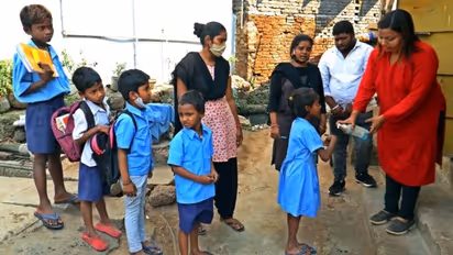 Inspiring journey of a Padma Shri awardee Chaiwala who dedicated his life to providing free education