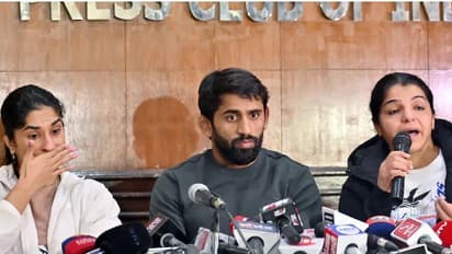 Sakshi Malik, Bajrang Punia accuse WFI of manipulating UWW suspension lift, threaten fresh protest