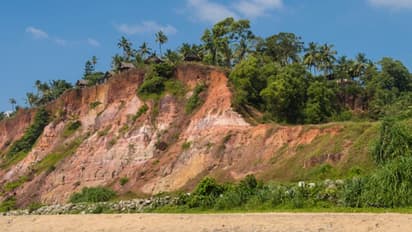 പാപനാശം ഹെലിപ്പാഡ് കുന്നിൽ ആത്മഹത്യയ്ക്ക് ശ്രമിച്ച് 28കാരി, 3 ആൺസുഹൃത്തുക്കൾ കസ്റ്റഡിയിൽ