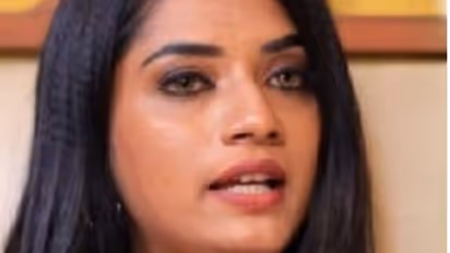 ബ്രേക്കപ്പായത് വെളിപ്പെടുത്തിയപ്പോള് കണ്ണുനിറഞ്ഞോ?, സീരിയല് നടി മരിയയുടെ മറുപടിയും ചര്ച്ചയായി