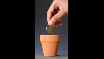 ಹೊಸ ವರ್ಷಕ್ಕೆ ಎಫ್‌ಡಿ ಇಡಲು ಬಯಸ್ತಿದ್ದೀರಾ? ಹಾಗಾದ್ರೆ ಪ್ರಮುಖ ಬ್ಯಾಂಕ್‌ಗಳು ಎಷ್ಟು ಬಡ್ಡಿ ದರ ನೀಡ್ತಿವೆ ನೋಡಿ..