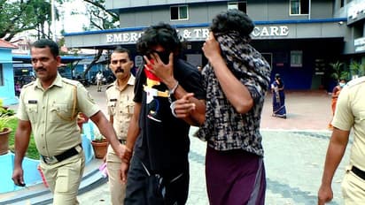 പാലക്കാട് കാര് തടഞ്ഞുനിര്ത്തി കൊള്ള; എടിഎമ്മില് എത്തിച്ചും പണമെടുപ്പിച്ചു, ഒടുവില് വഴിയില് ഇറക്കിവിട്ടു