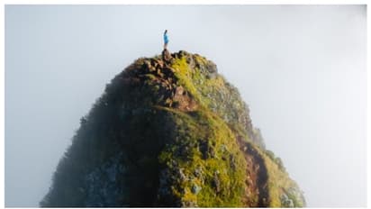 മൗറീഷ്യസിലെ ഏറ്റവും ഉയർന്ന മൂന്നാമത്തെ കൊടുമുടിയെ 'തള്ളവിരല്‍ പർവ്വതം' എന്ന് വിളിക്കുന്നത് എന്തുകൊണ്ടാണ്?