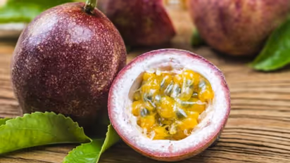 പാഷൻഫ്രൂട്ട് കഴിക്കാന്‍ ഇഷ്ടമാണോ? നിങ്ങളറിയേണ്ടത്...